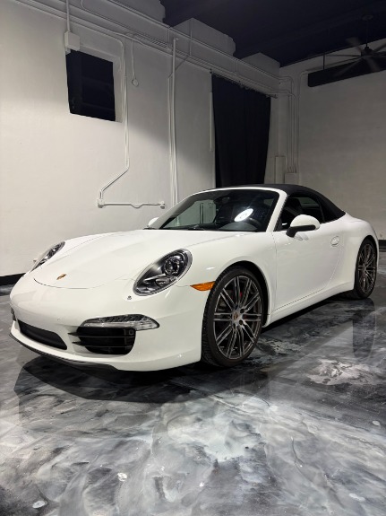 Used 2015 Porsche 911 Carrera S for sale $98,850 at The Vip Leasing in Miami FL 33142 3